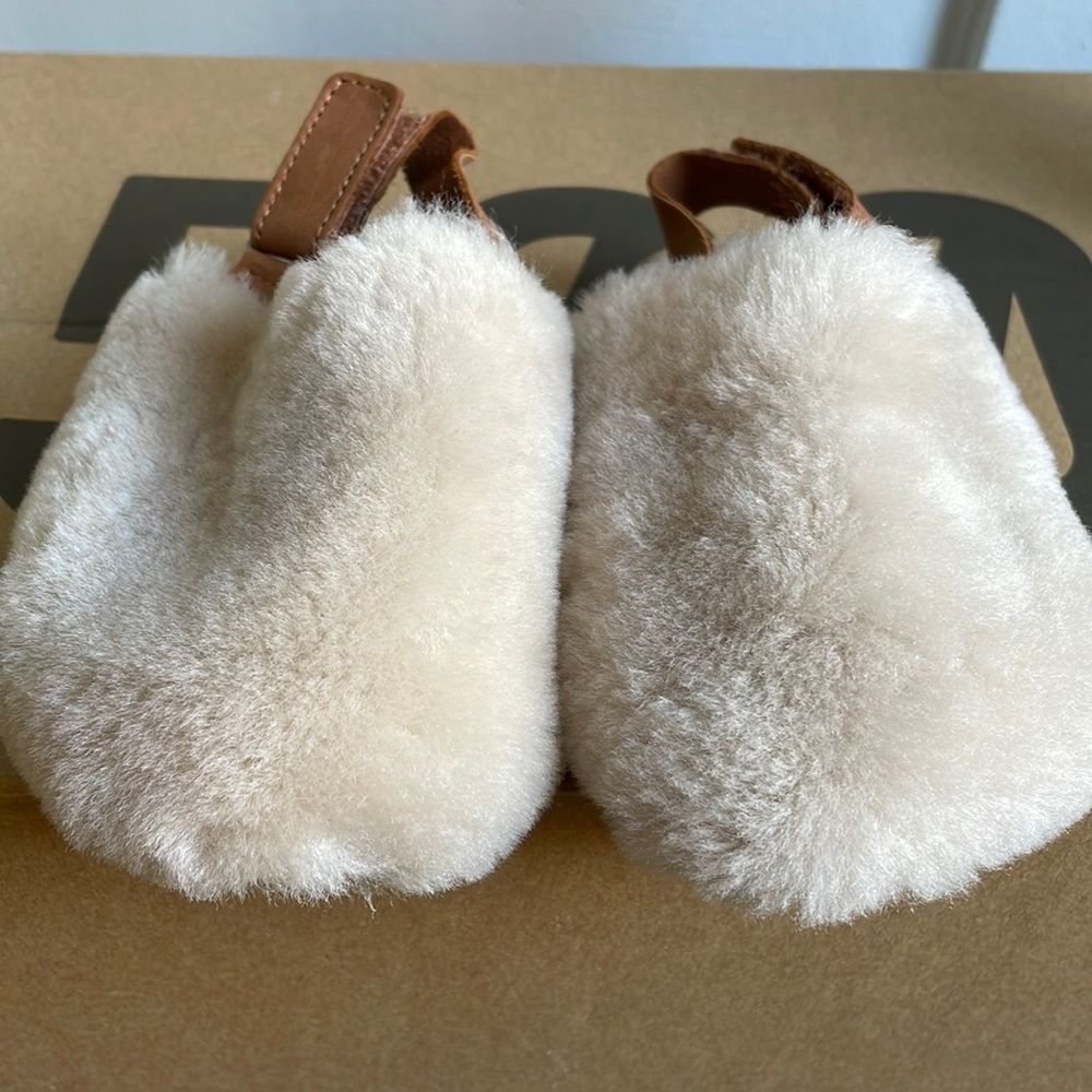 Zara baby clogs